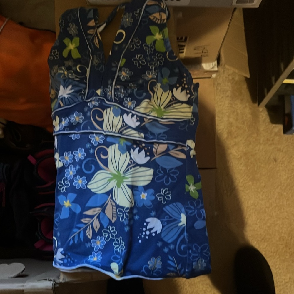 Tank top - Picture 2 of 4